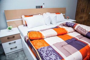 1 bedroom, Internet, bed sheets