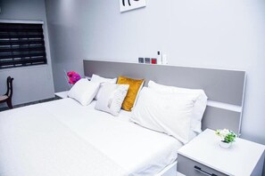 1 室のベッドルーム、インターネット、ベッドシーツ