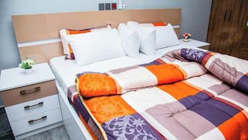 3 dormitorios, Internet, ropa de cama