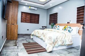 3 bedrooms, Internet, bed sheets