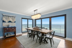 Dining - Shorehom by the Sea 75 (New Smyrna Beach)