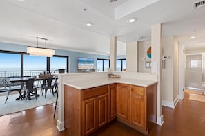 Dining - Shorehom by the Sea 75 (New Smyrna Beach)