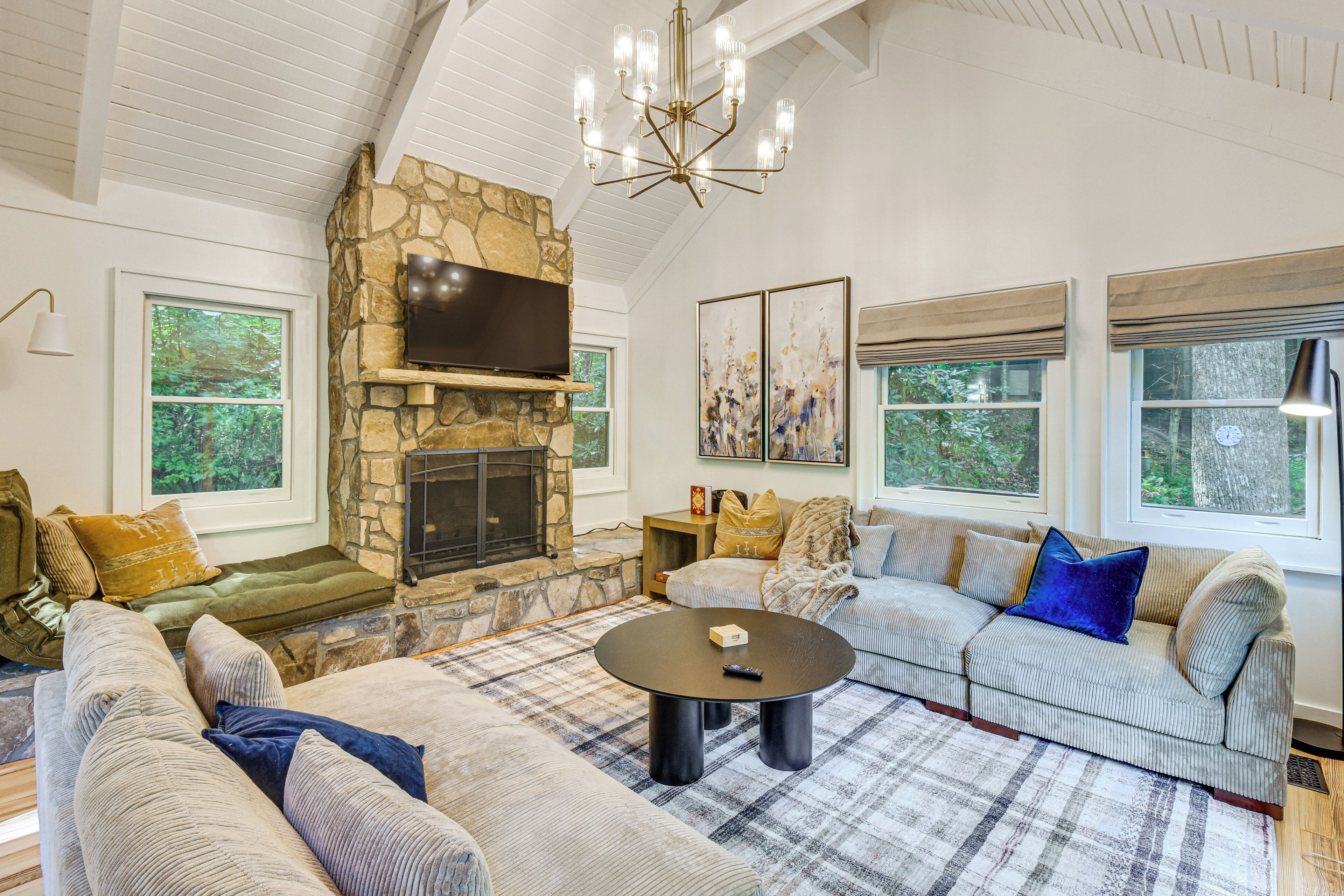 Newly Renovated: Pet-friendly Sapphire Retreat! - Cashiers, NC