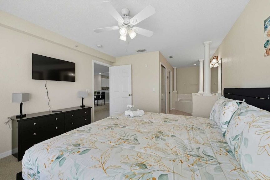 Bright & Cozy 2br Condo Minutes From Disney Parks - St. Cloud, FL