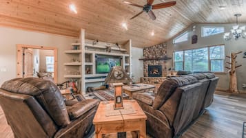 Cabin, Multiple Beds, Hot Tub, Mountain View (Heavenly Pines) | Living area | 40-inch TV with digital channels, DVD player
