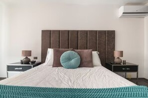 1 bedroom, iron/ironing board, internet, bed sheets - Live like a city dweller in Downtown Santiago! Vibrate with Style at LoreDepto (Santiago)