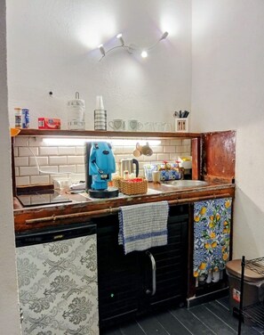 Departamento familiar, patio | Cocina privada | Utensilios de cocina