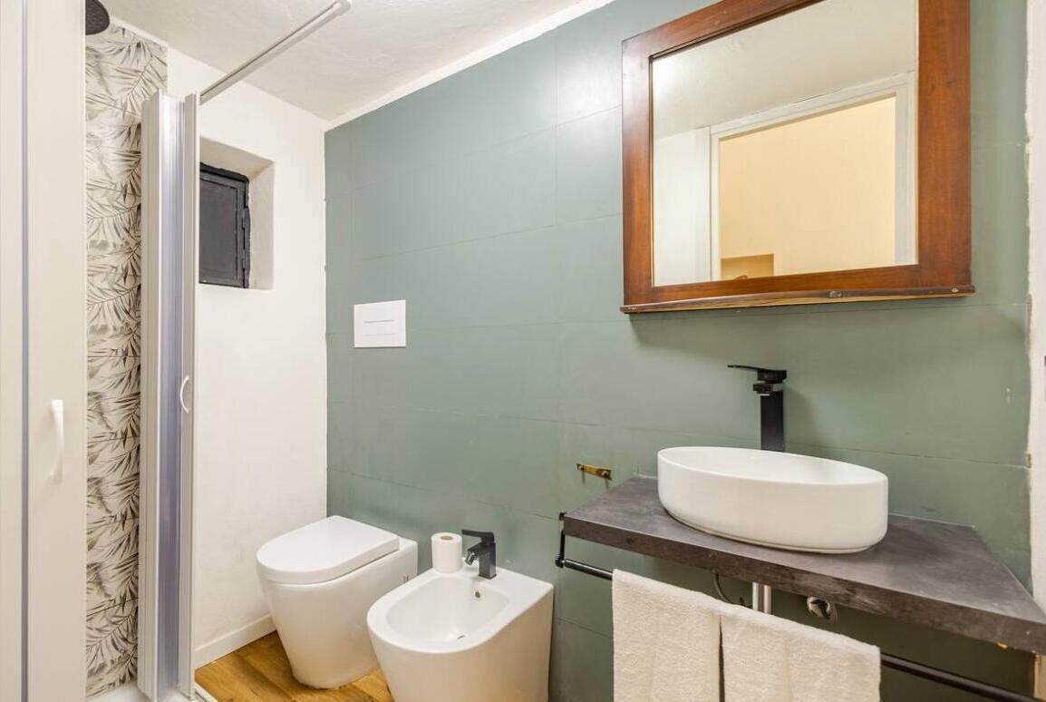 Appartamento familiare, patio | Bagno | Set di cortesia gratuito, asciugacapelli, asciugamani, sapone