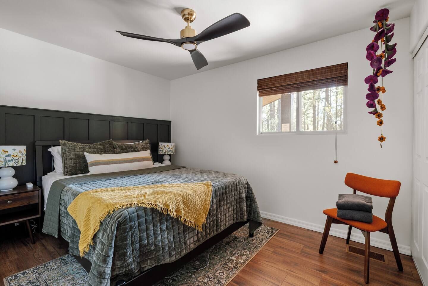 3 chambres, fer et planche à repasser, accès au Wi-Fi (inclus)