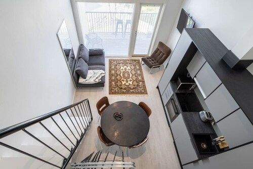 Modern City Apartment By Lapland Host