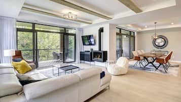 Kondo Deluks, pemandangan gunung | Area keluarga