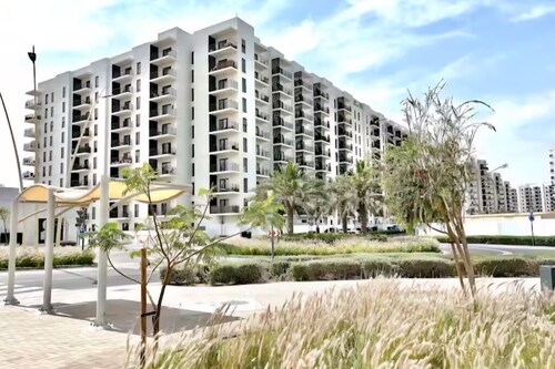 Elegant2BR Yas Island Luxe Stay near Ferrari World