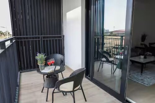 Elegant2BR Yas Island Luxe Stay near Ferrari World