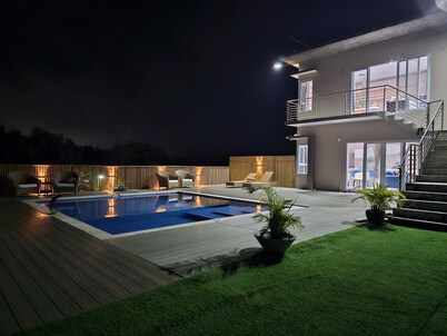 2-bedroom condo in peaceful La Fargue with AC