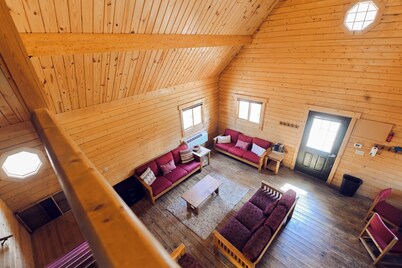 Rustic Cabin in Reisterstown/Baltimore Area - 3 bedrooms for a group retreat