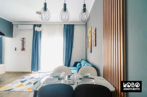 Comfort Apartment, City View | Living area