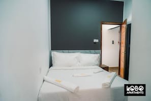 Iron/ironing board, free WiFi