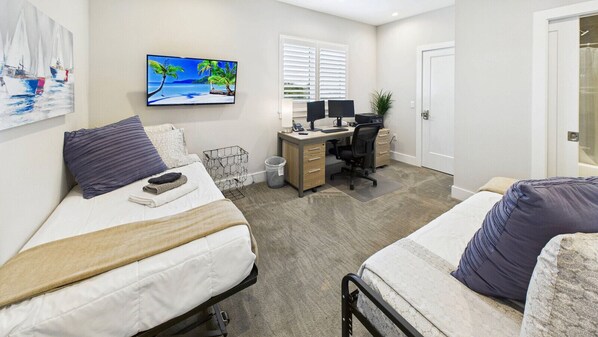 4 bedrooms, desk, iron/ironing board, free WiFi
