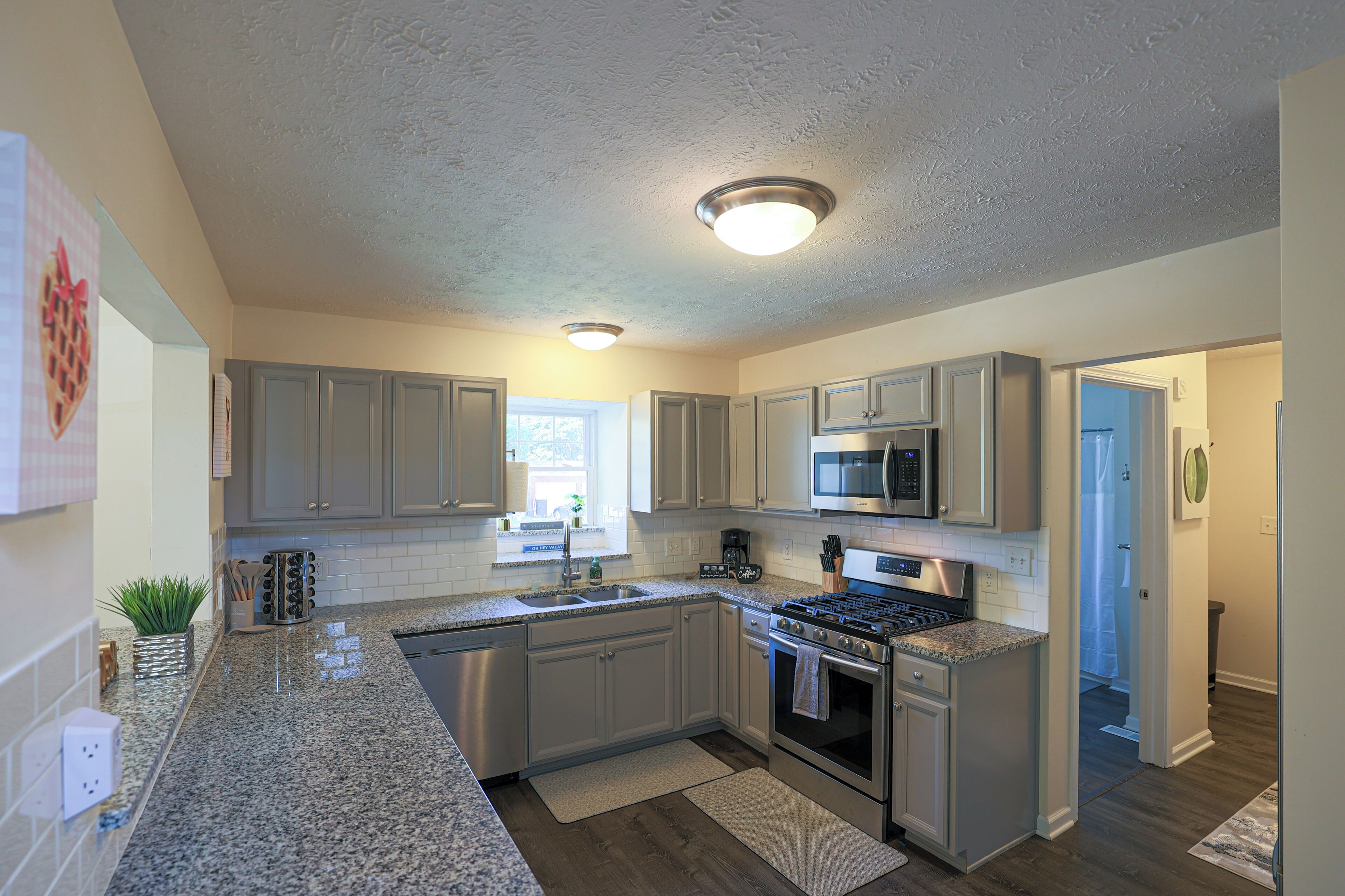 Microwave, oven, stovetop, dishwasher