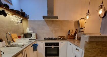 Charming with pool 3-bedroom house in Dar Allouche with AC