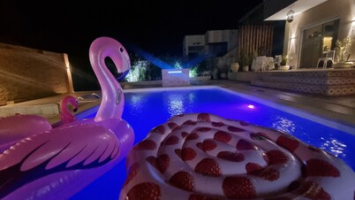 Charming with pool 3-bedroom house in Dar Allouche with AC