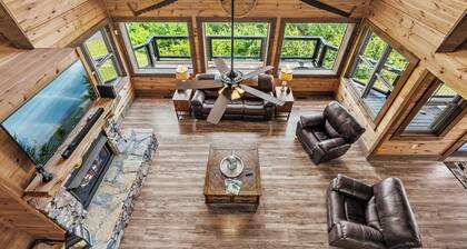 Amazing View Cabin w Gameroom Hot Tub Fire Pit