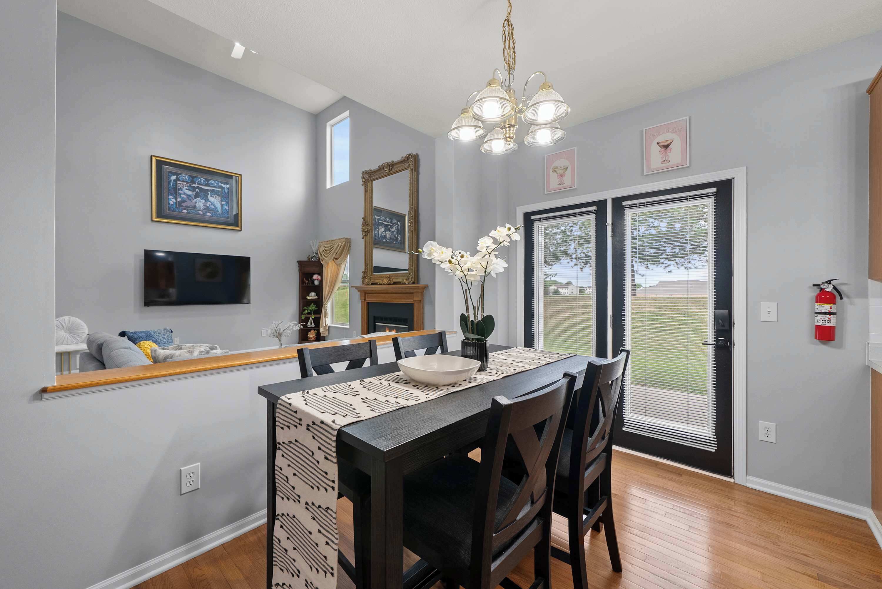 House, Multiple Beds, Patio, Garden View (Pickerington Haven) | Dining