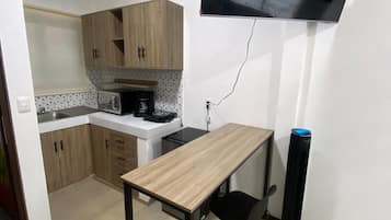 Departamento clásico | Cocina privada | Frigobar y microondas