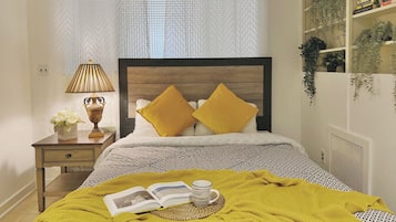 1 bedroom, internet, bed sheets