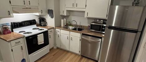 Microwave, oven, stovetop, dishwasher