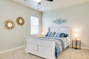 3 bedrooms, iron/ironing board, Internet, bed sheets