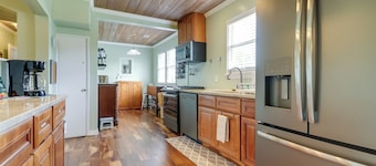 4 Mi to Jetty Park Beach! Family Home w/ Game Room