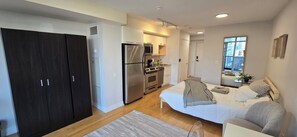 1 bedroom, iron/ironing board, WiFi, bed sheets