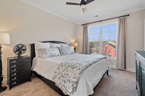 2 bedrooms, iron/ironing board, Internet, bed sheets