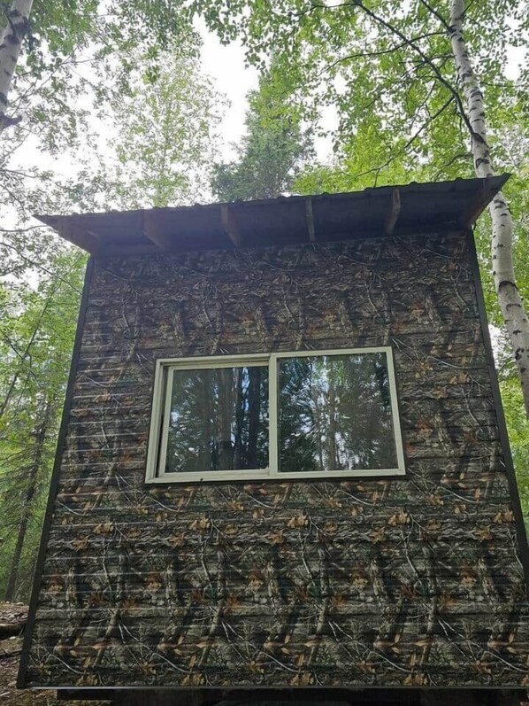 Exterior detail - Vibing In The Woods #6 (Houston)