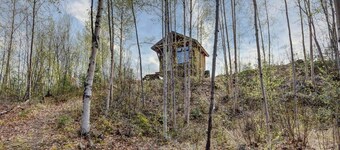Twin Lakes Couples Dry Cabin with electricity