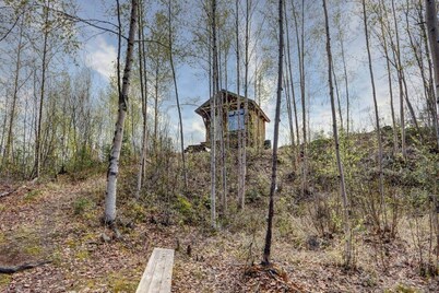 Twin Lakes Couples Dry Cabin with electricity