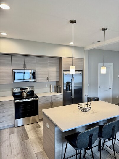 Modern Spokane Valley Retreat • Spacious • Stylish • Great for Families & Groups