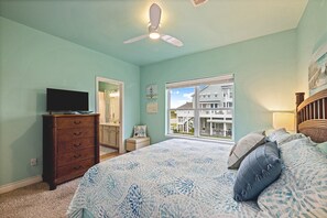 Desk, iron/ironing board, travel cot, WiFi