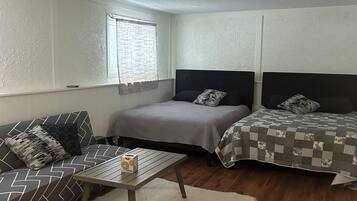 1 habitación, tabla de planchar con plancha y wifi gratis