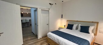Golden Garden Hotel & Suites