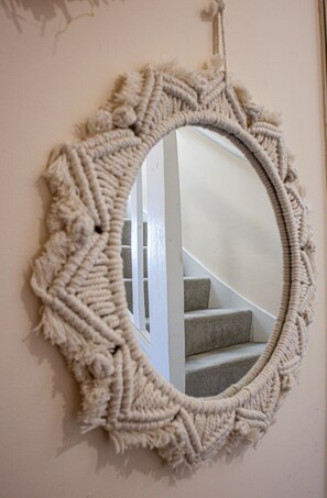 Interior - Quiet Stay w/ Fast WiFi & Driveway Near Riverside (Southampton)