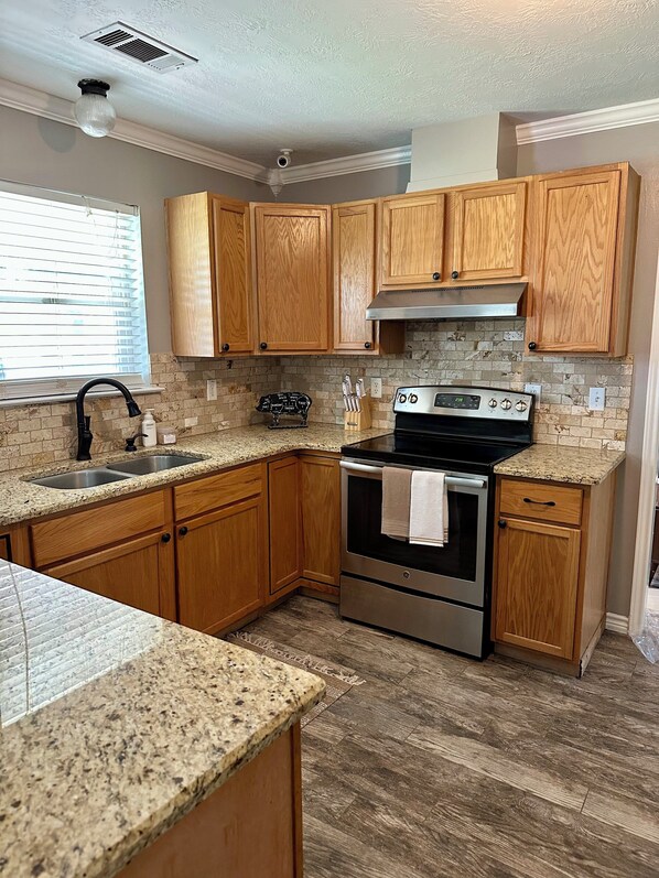 Microwave, oven, stovetop, dishwasher