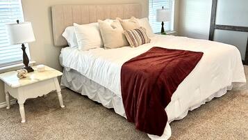 3 soverom, strykejern/-brett, wi-fi og sengetøy