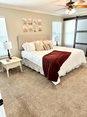 3 bedrooms, iron/ironing board, WiFi, bed sheets