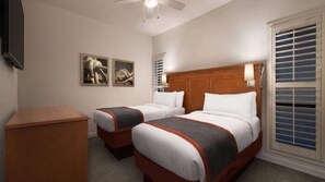 2 bedrooms, iron/ironing board, WiFi