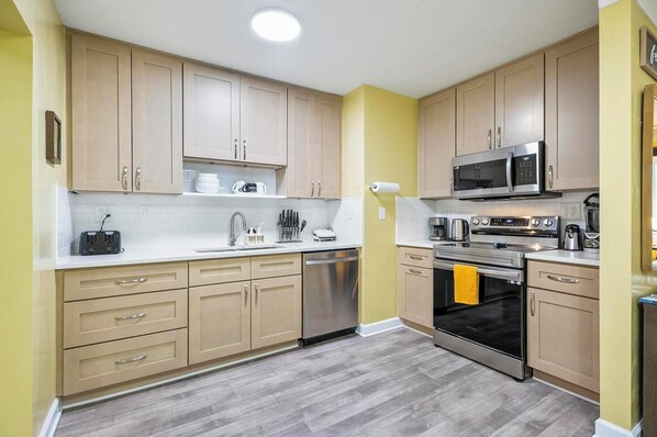 Microwave, oven, stovetop, dishwasher