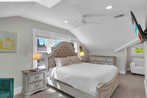 4 室のベッドルーム、アイロン / アイロン台、WiFi、ベッドシーツ