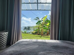 3 bedrooms, iron/ironing board, Internet, bed sheets