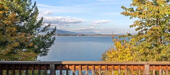 Lakeshore Getaway - Lakefront Cabin